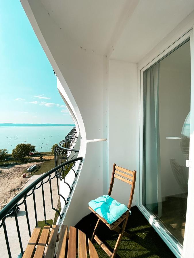 Marine Apartman By Bltn Шиофок Экстерьер фото